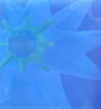 Leaked underwater image of Mega Starmie with extended legs from Pokémon Legends Z-A