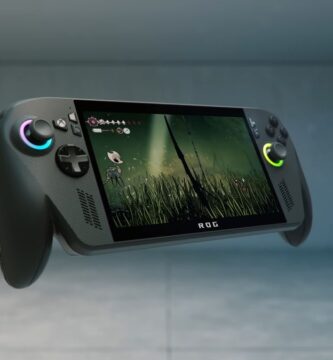 Concept image of the canceled Xbox handheld console project next to the ROG Ally
